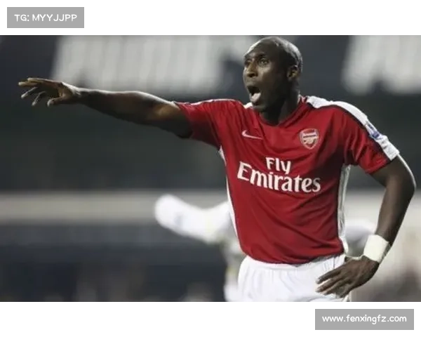 深入探讨索尔坎贝尔在足球场上的关键位置与战术作用分析